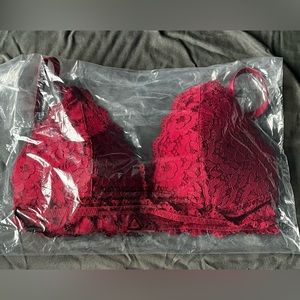 Brand new Momanda nursing bra